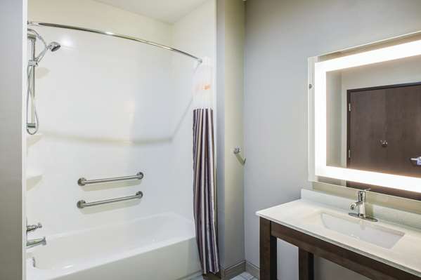  - La Quinta Inn & Suites Port Allen - I-10, Exit 151