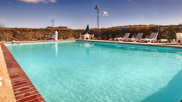 Pool - SureStay Hotel by Best Western Sonora - I-10, Exit 400