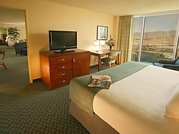 Suite - Aquarius Casino Resort Laughlin