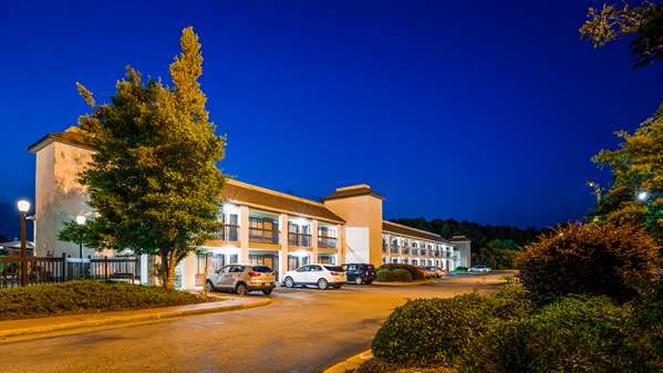 Exterior view - SureStay Plus by Best Western Fayetteville - I-95, Exit 49