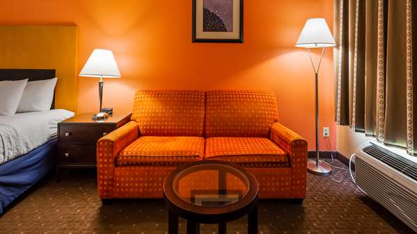  - SureStay Plus by Best Western Fayetteville - I-95, Exit 49