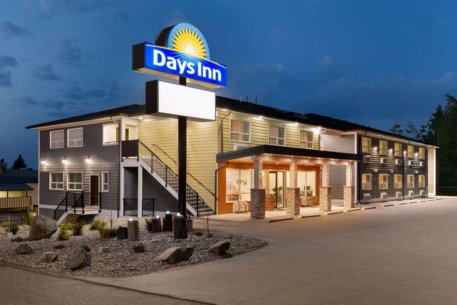 Days Inn 100 Mile House, BC See Discounts