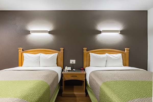  - Studio 6 Extended Stay Hotel Plano