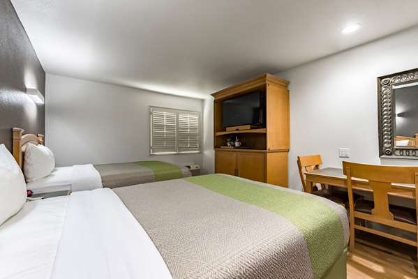  - Studio 6 Extended Stay Hotel Plano