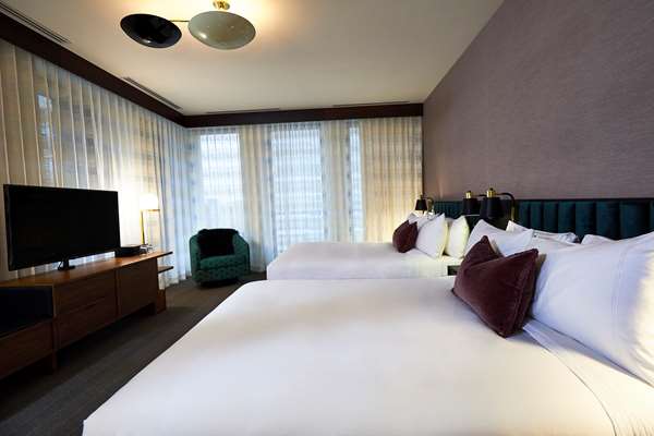 Suite - Fairlane Hotel Downtown Nashville