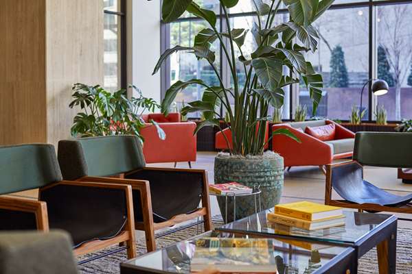 Suite - Fairlane Hotel Downtown Nashville