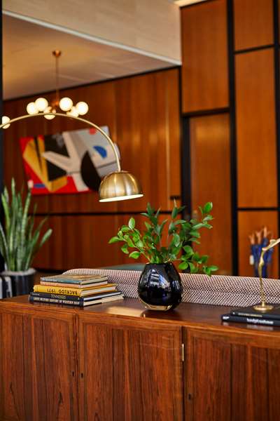 Suite - Fairlane Hotel Downtown Nashville