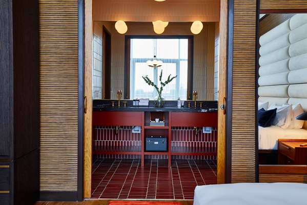 Suite - Fairlane Hotel Downtown Nashville