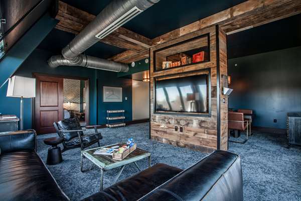  - Ironworks Hotel North Indianapolis - I-465, Exit 33