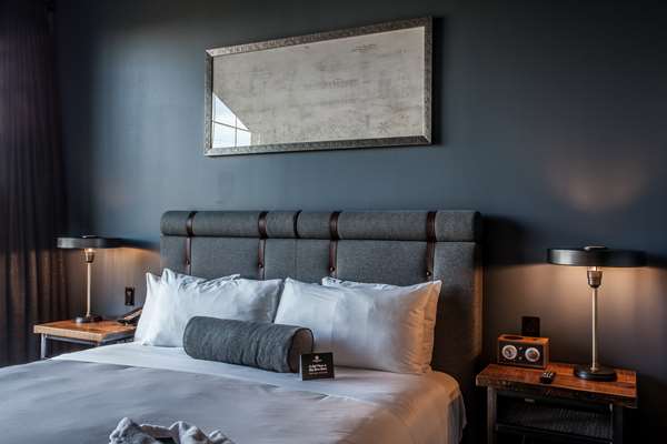  - Ironworks Hotel North Indianapolis - I-465, Exit 33