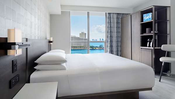  - Hyatt Centric Hotel Brickell Miami - I-95, Exit 1B