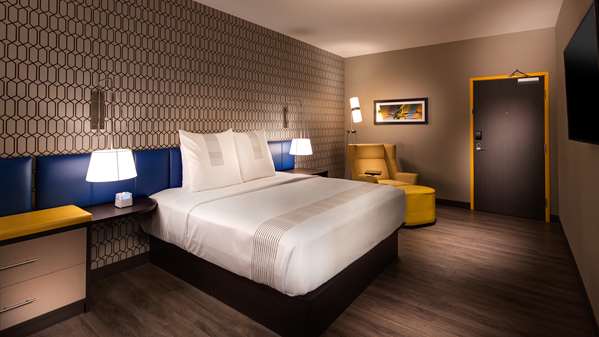  - GLo Best Western DeSoto Hotel