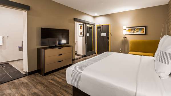  - GLo Best Western DeSoto Hotel