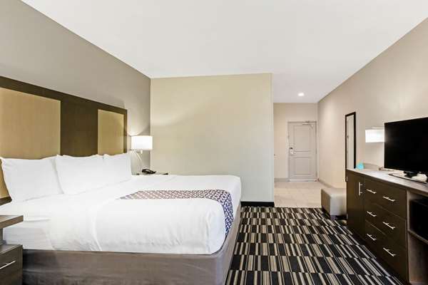  - La Quinta Inn & Suites Sweetwater - I-20, Exit 244