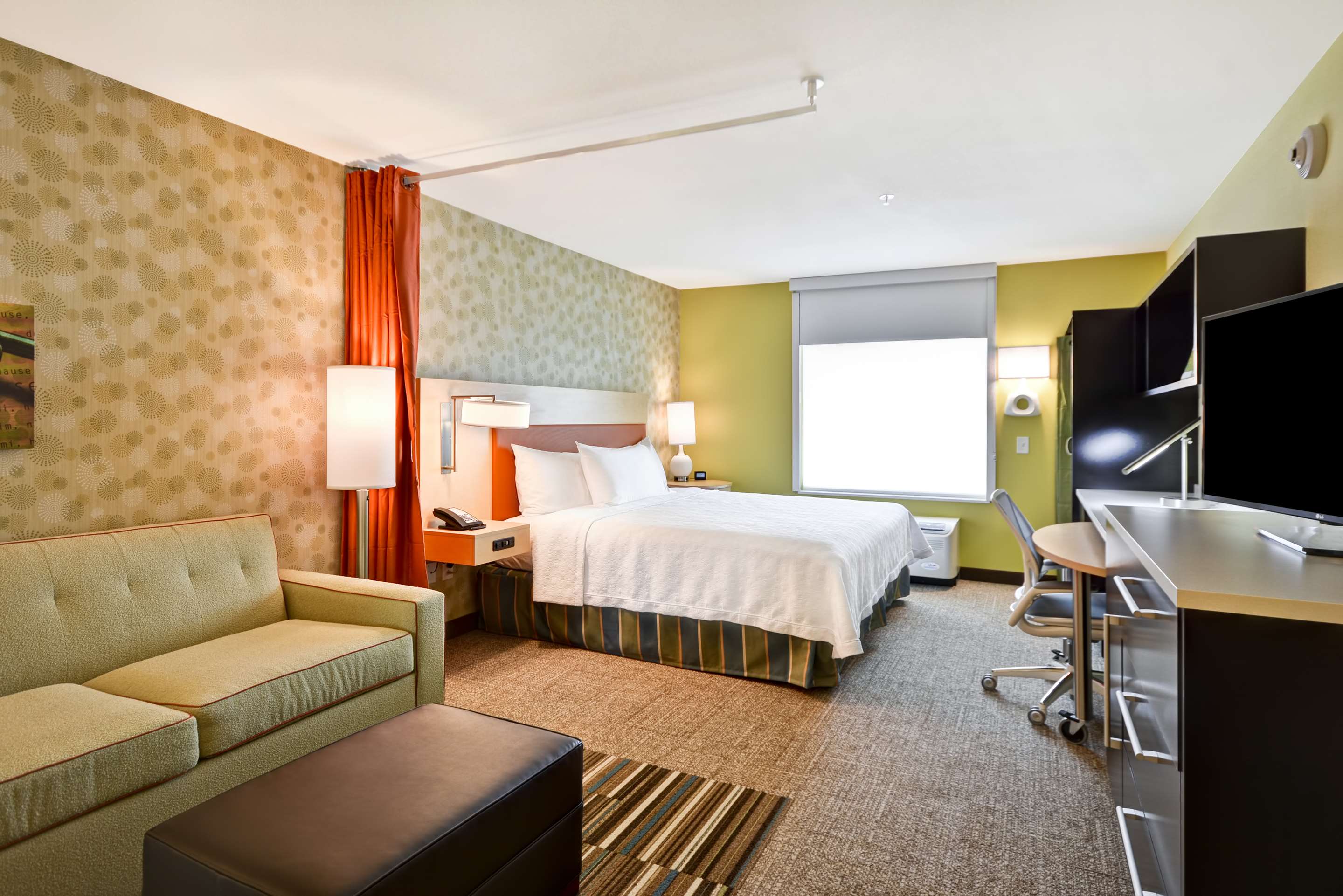 Guest room