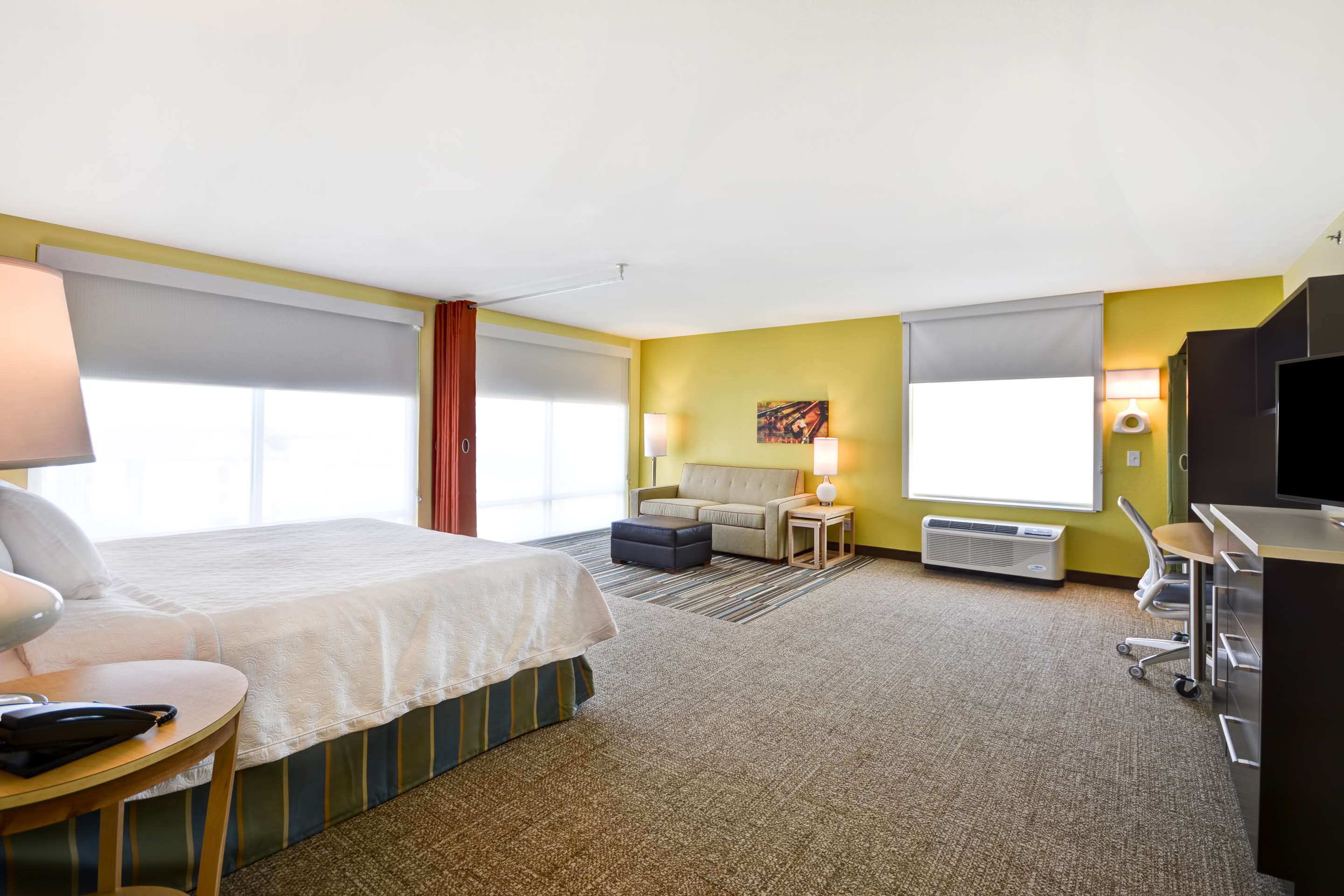 Guest room