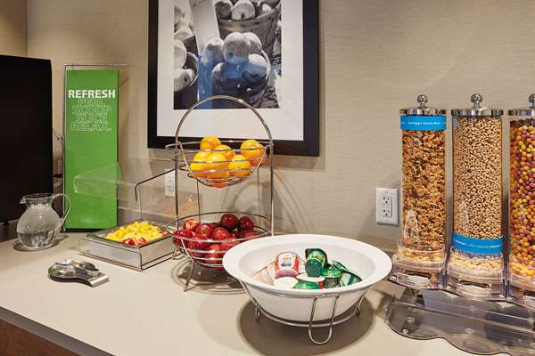 Restaurant - Hampton Inn CSUS Sacramento