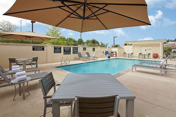 Pool - Hampton Inn CSUS Sacramento