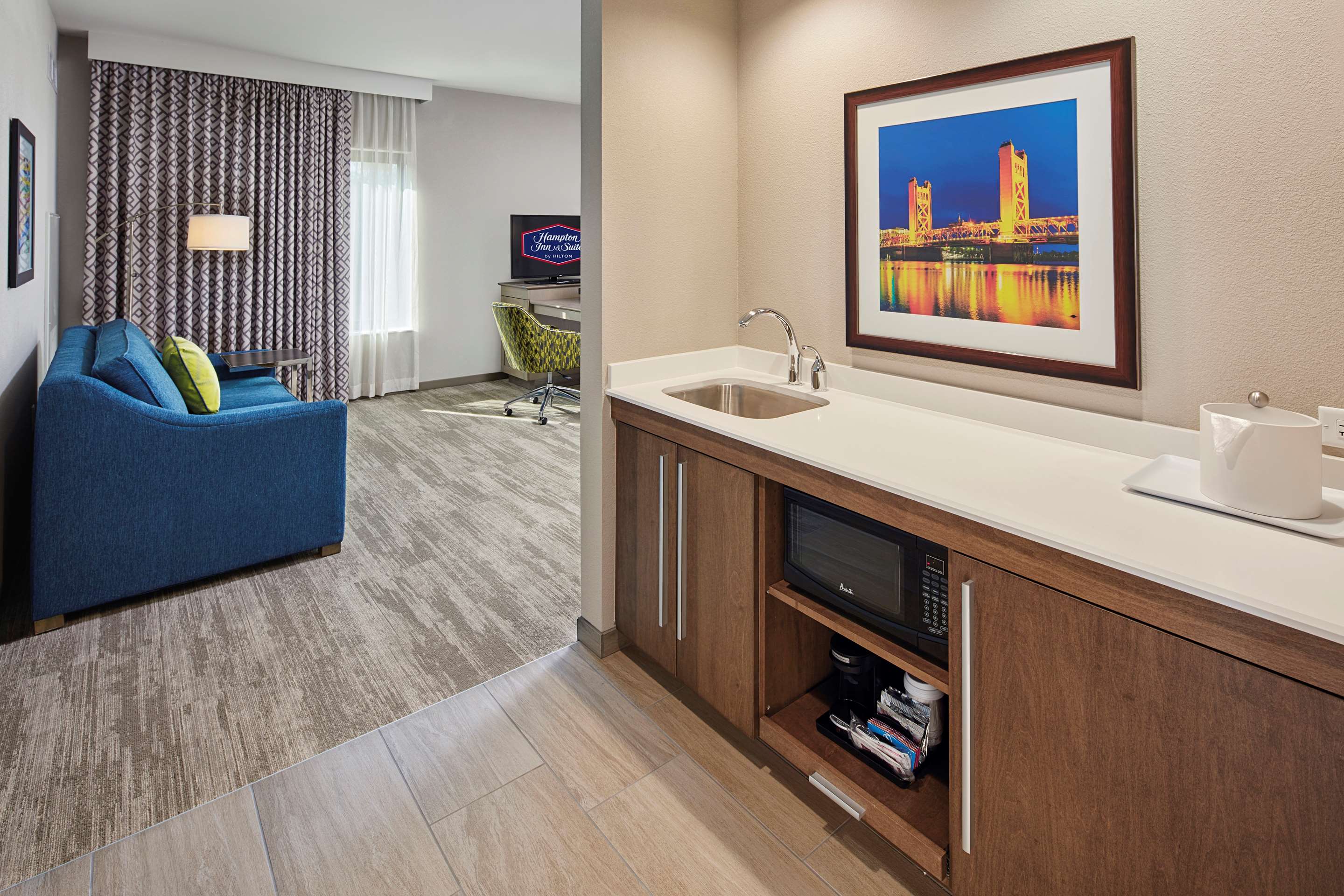 Guest room