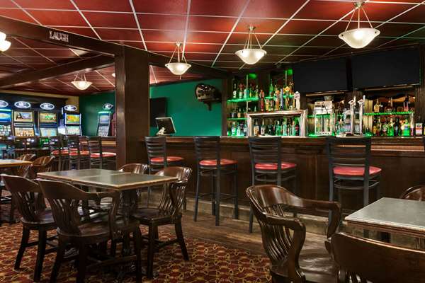 Restaurant - Travelodge Lloydminster