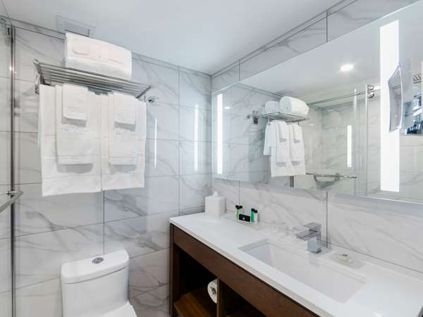  - OTL Gouverneur Hotel Sherbrooke