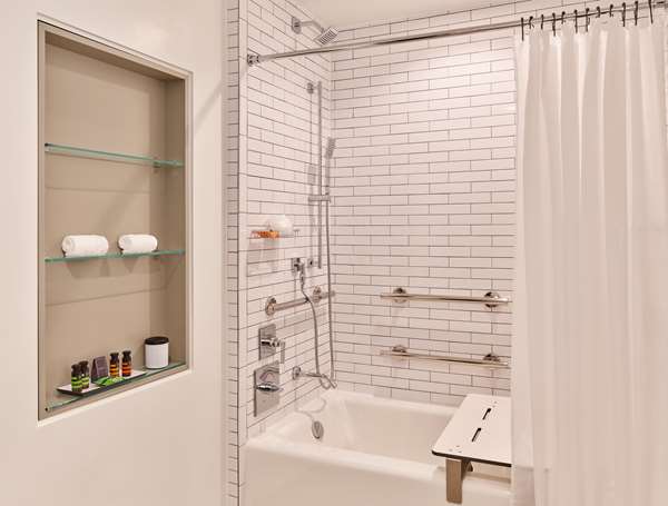  - Canopy by Hilton Hotel North Bethesda