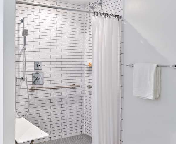  - Canopy by Hilton Hotel North Bethesda