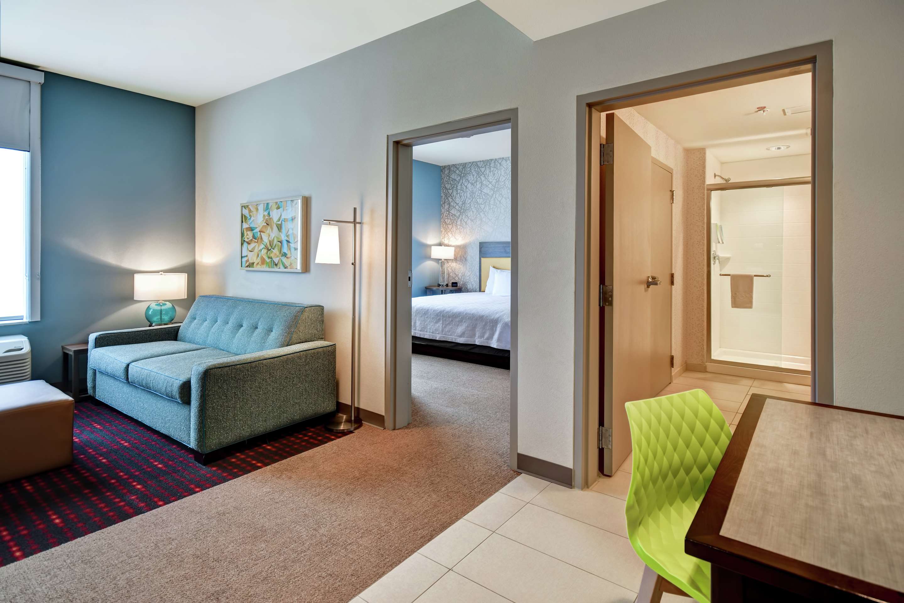 Guest room