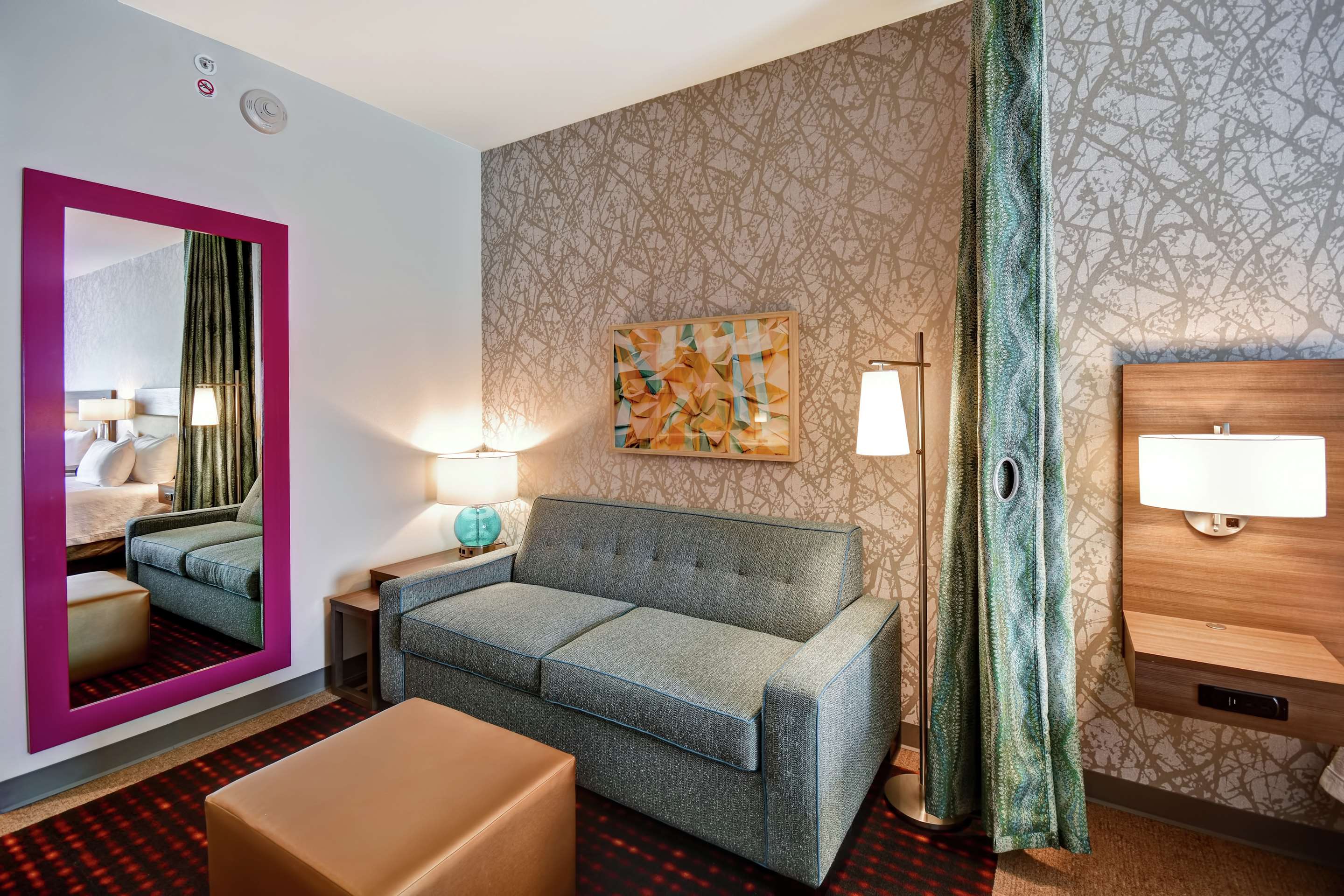 Guest room