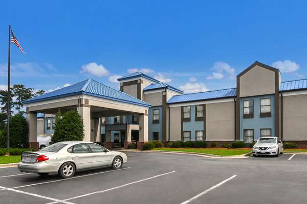 Exterior view - SureStay Plus Hotel by Best Western Tarboro