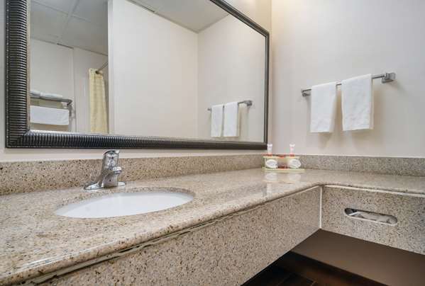  - SureStay Plus Hotel by Best Western Tarboro