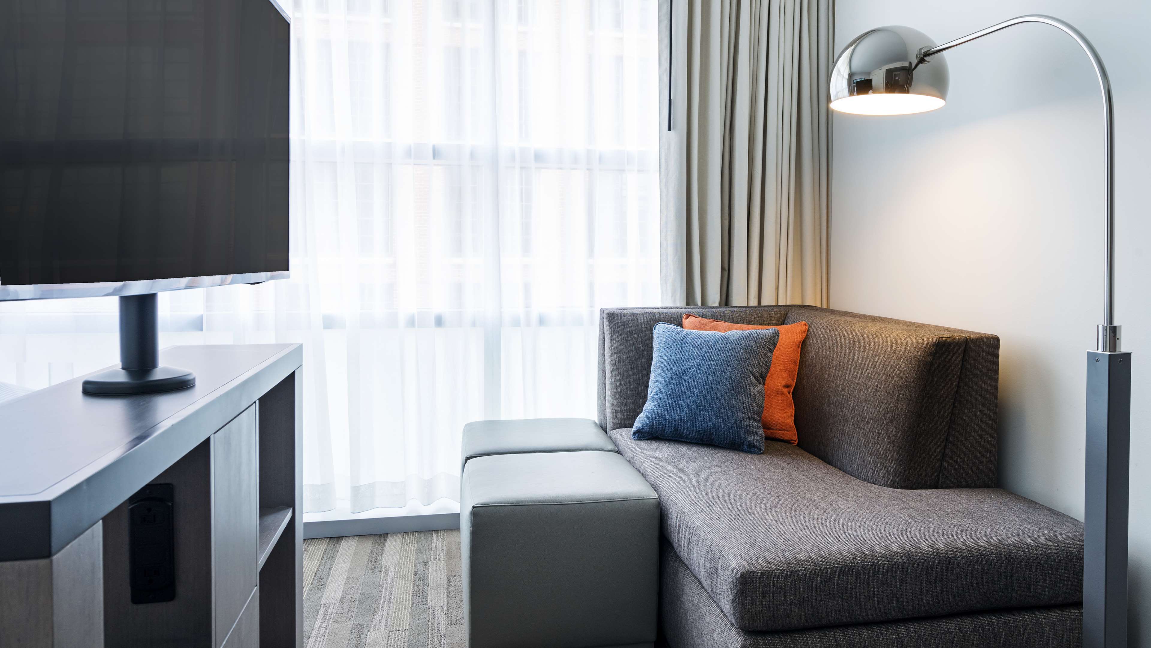 Hyatt House Washington DC/The Wharf - Tap to explore photos