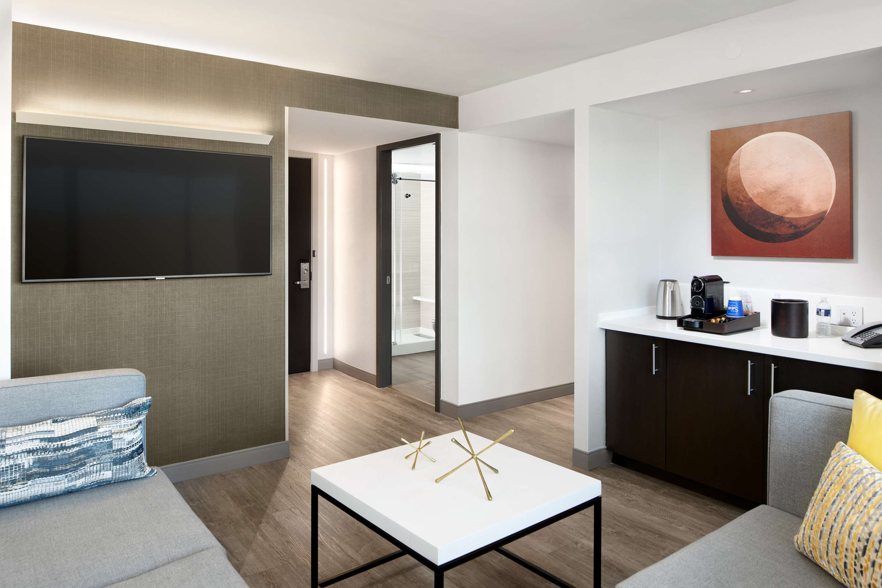 Guest room