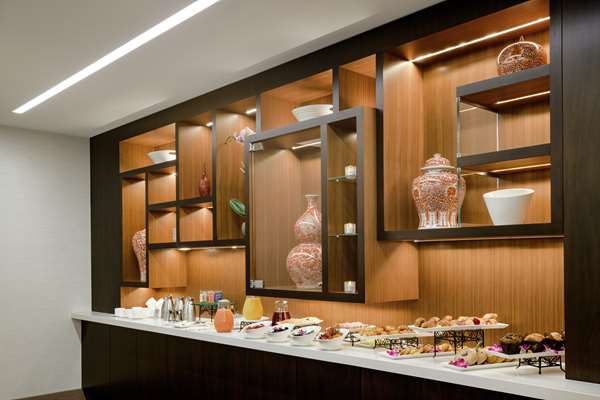 Amenities - Hilton Hotel National Mall DC