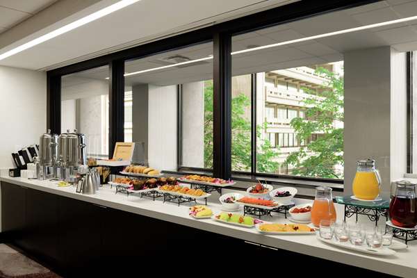 Restaurant - Hilton Hotel National Mall DC