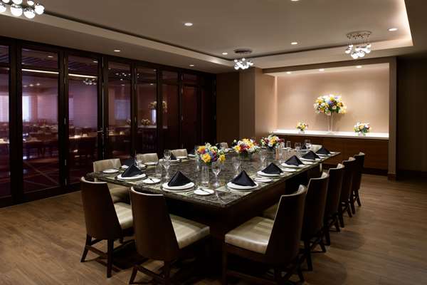 Restaurant - Hilton Hotel National Mall DC