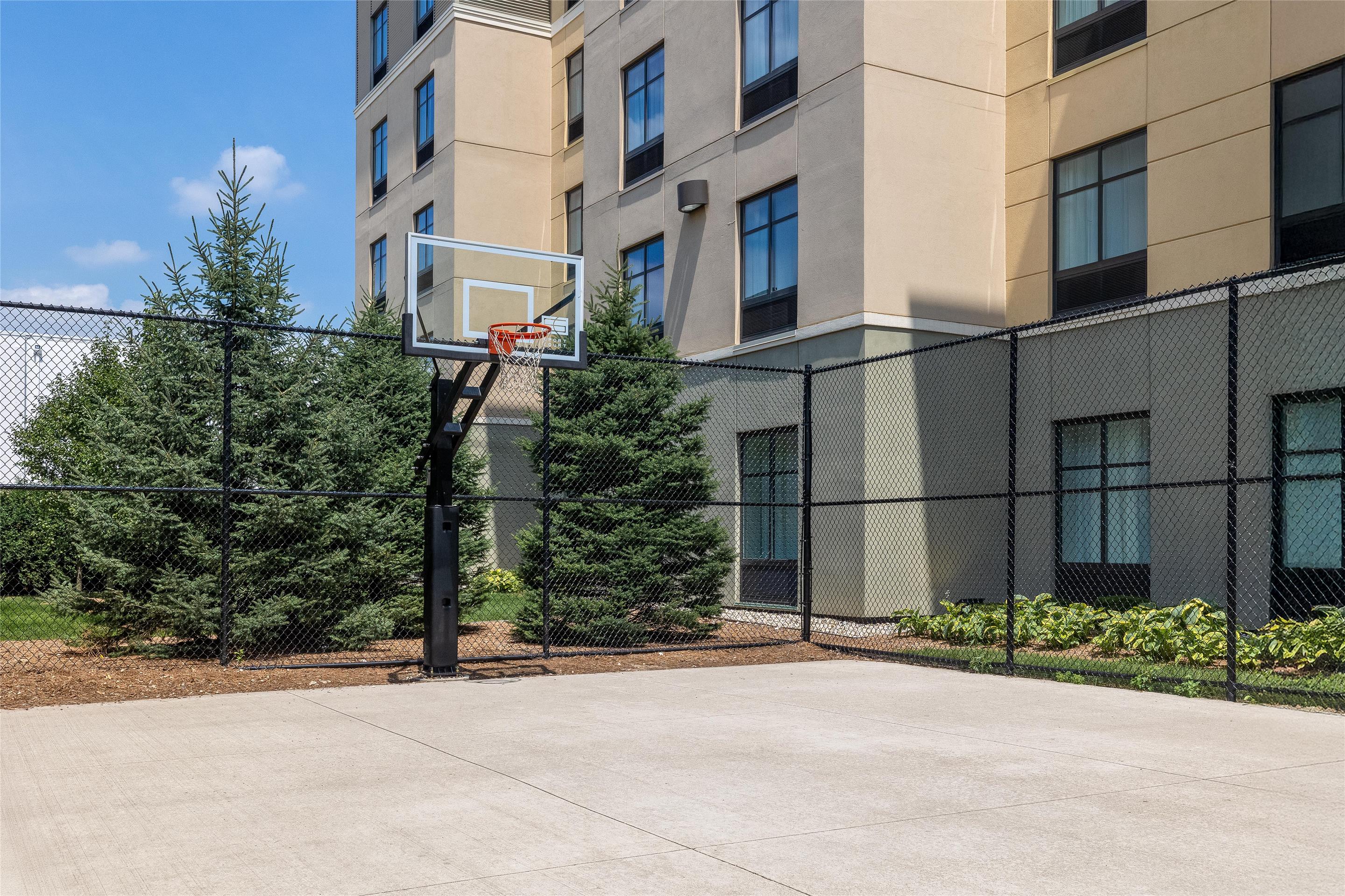 Recreational Facility | Homewood Suites by Hilton Wauwatosa Milwaukee