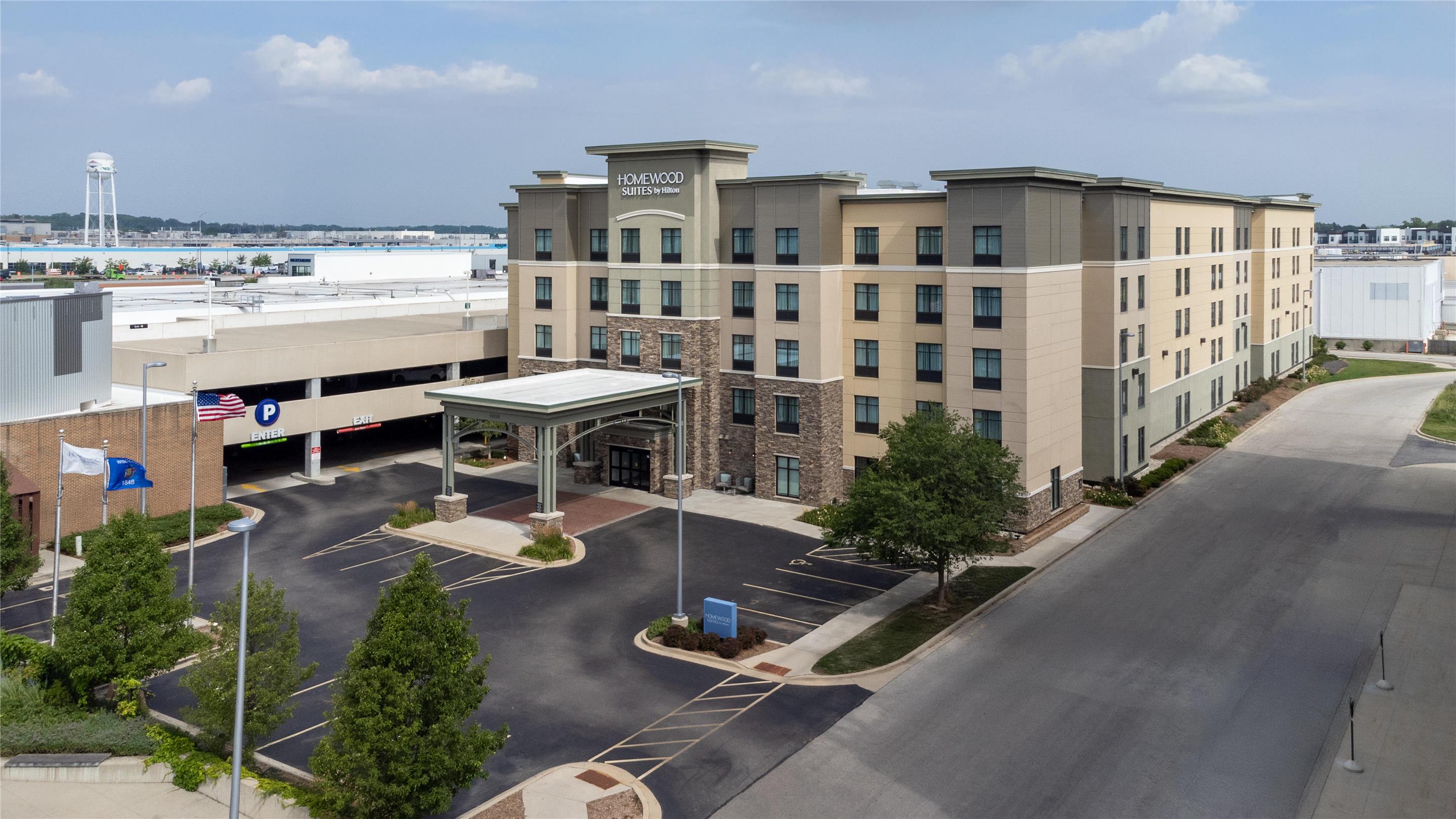 Exterior | Homewood Suites by Hilton Wauwatosa Milwaukee