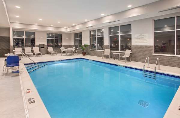 Pool - Hampton Inn Vincennes