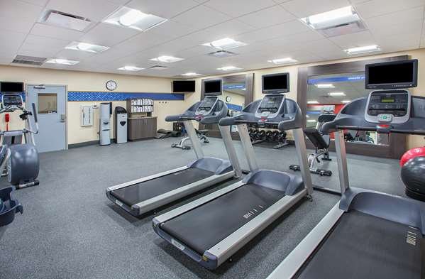 Fitness/ Exercise Room - Hampton Inn Vincennes