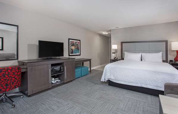  - Hampton Inn Vincennes