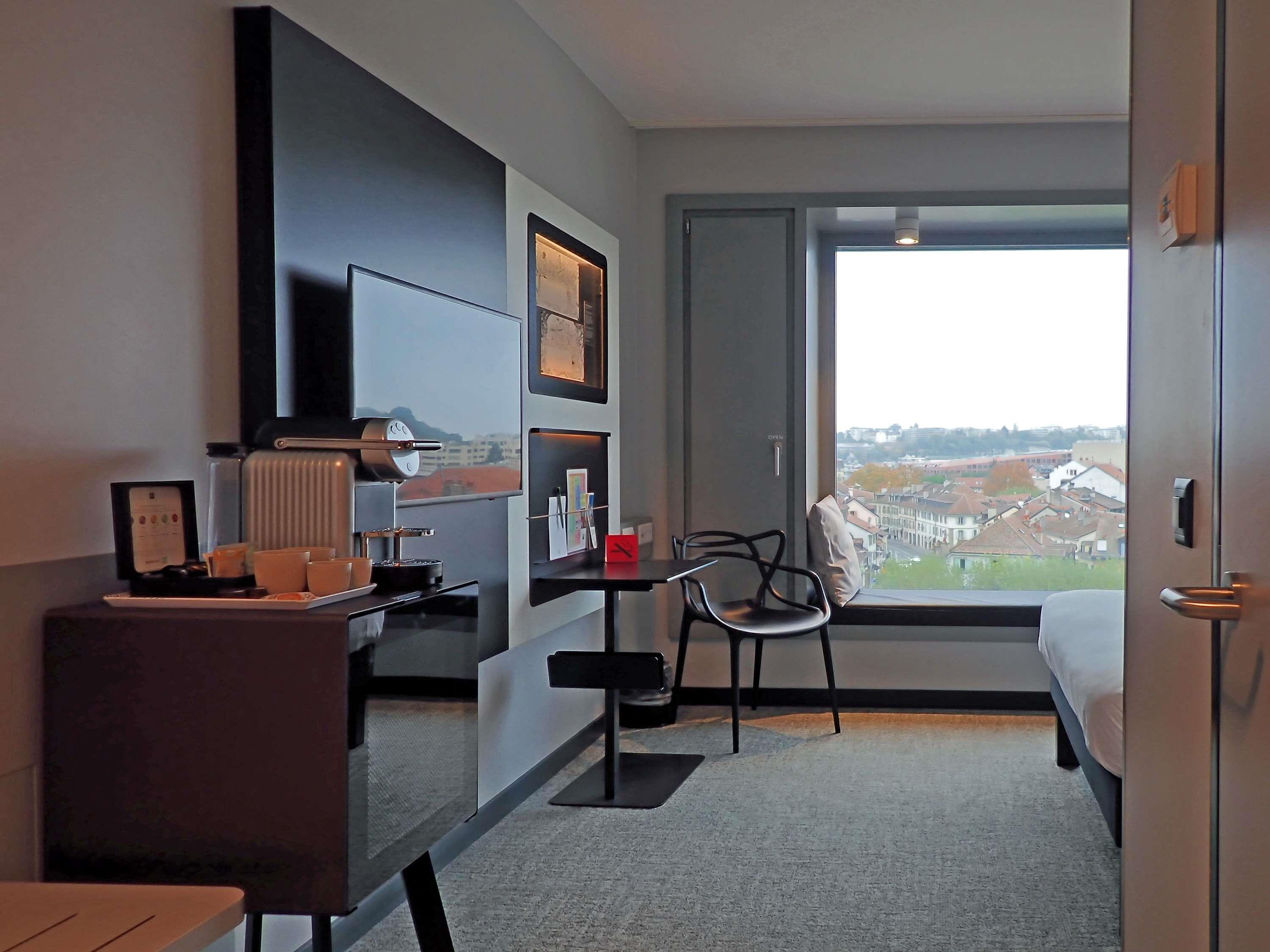 IBIS STYLES GENEVE CAROUGE Room Type - Comfort Rooms with 2 single beds - limited edition