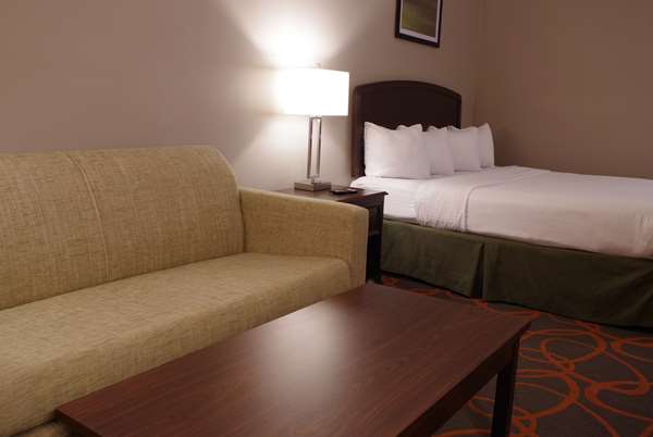  - Baymont Inn & Suites O'Fallon - I-64, Exit 14