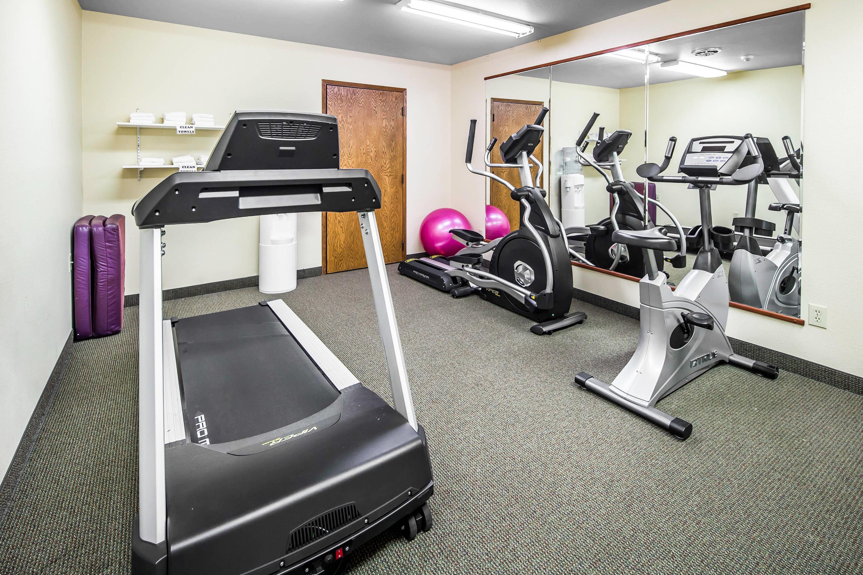 Fitness center | Quality Inn Kodiak