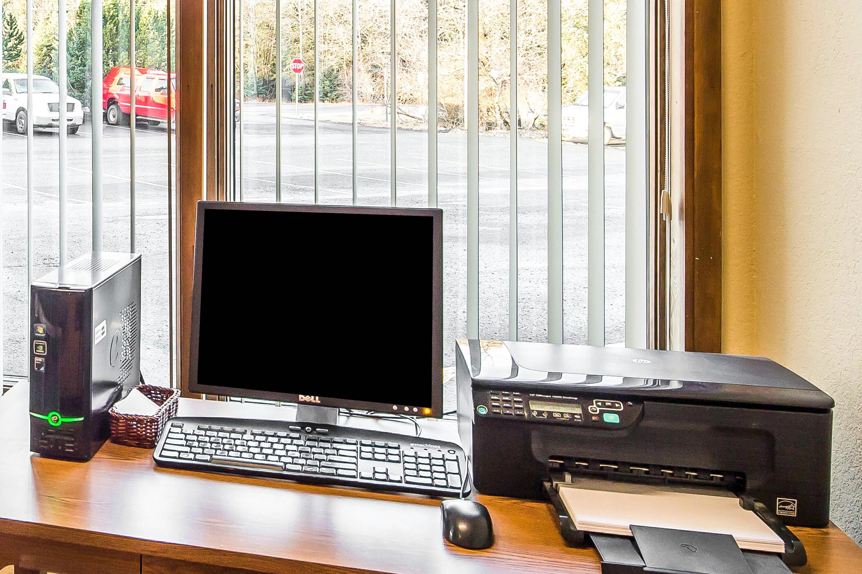 Business center | Quality Inn Kodiak