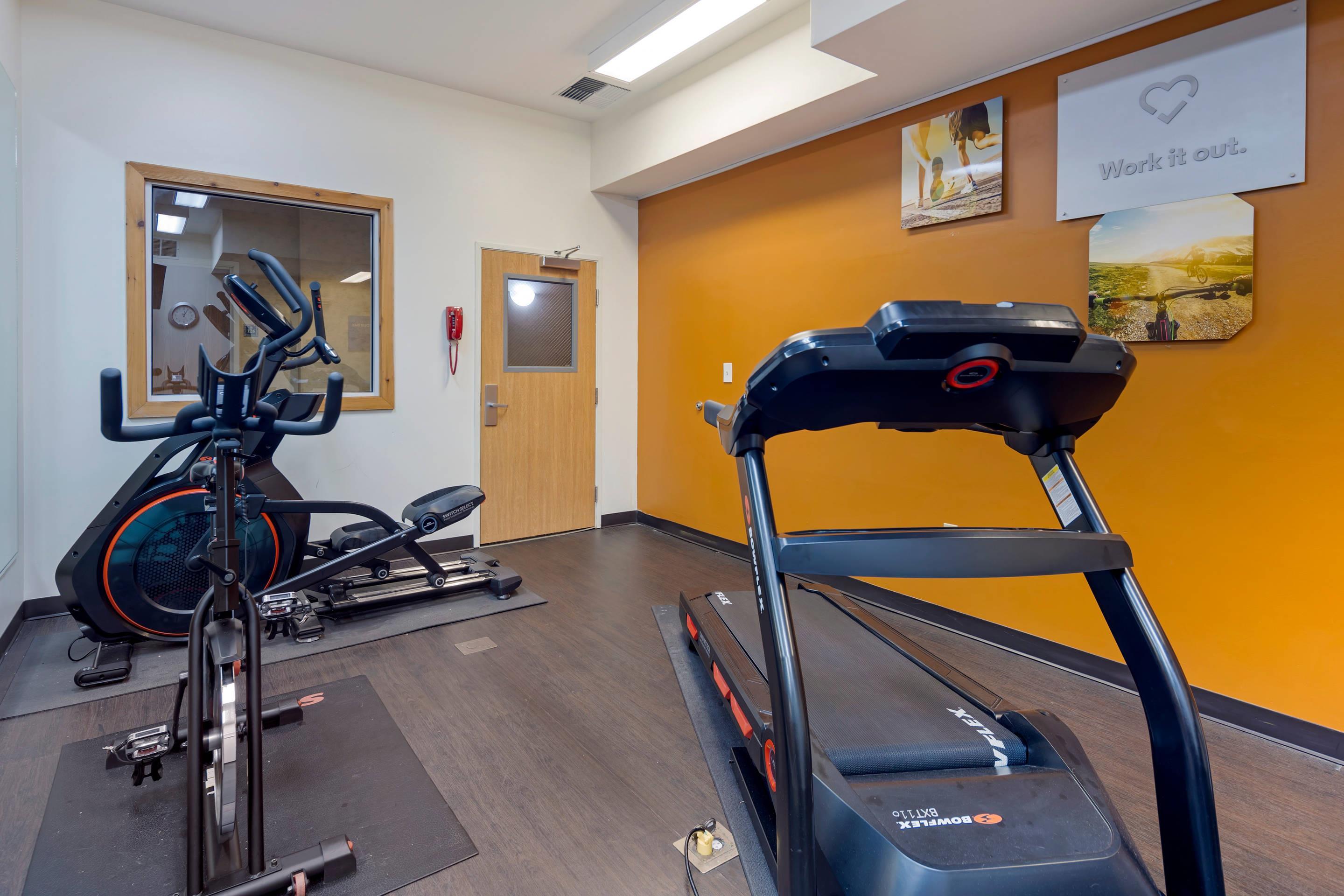 Fitness center | Comfort Suites Anchorage International Airport