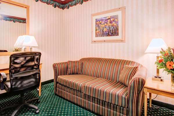 Suite - Clarion Suites Downtown Anchorage