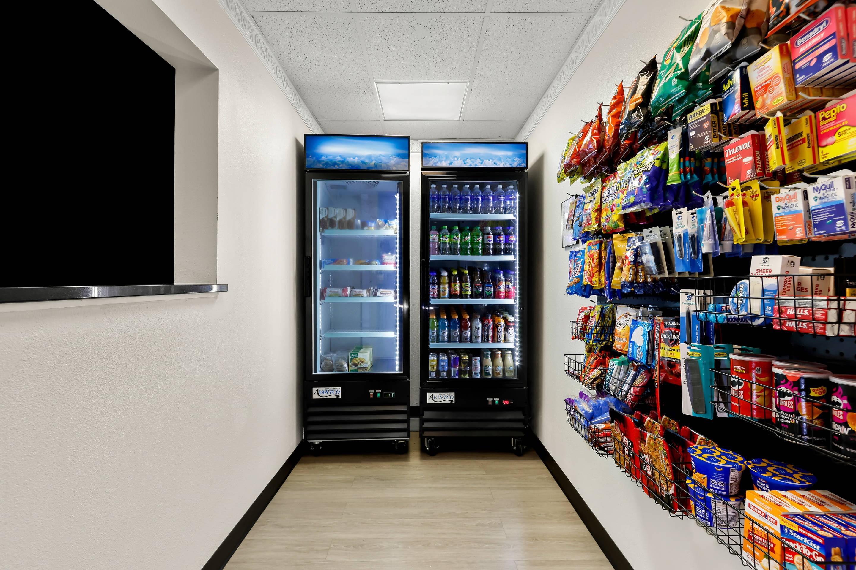 Hotel marketplace | Clarion Suites Anchorage Downtown