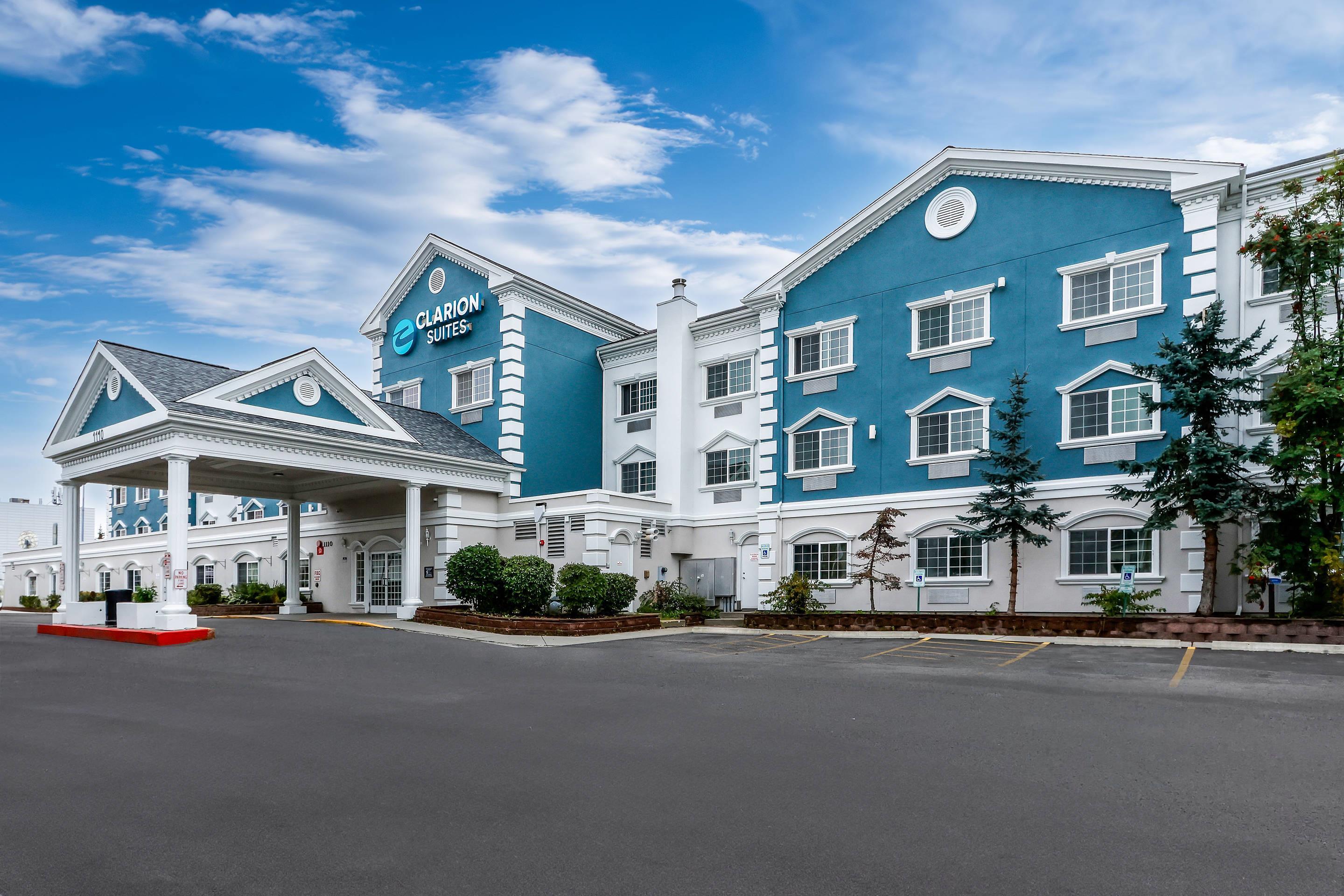 Hotel exterior | Clarion Suites Anchorage Downtown