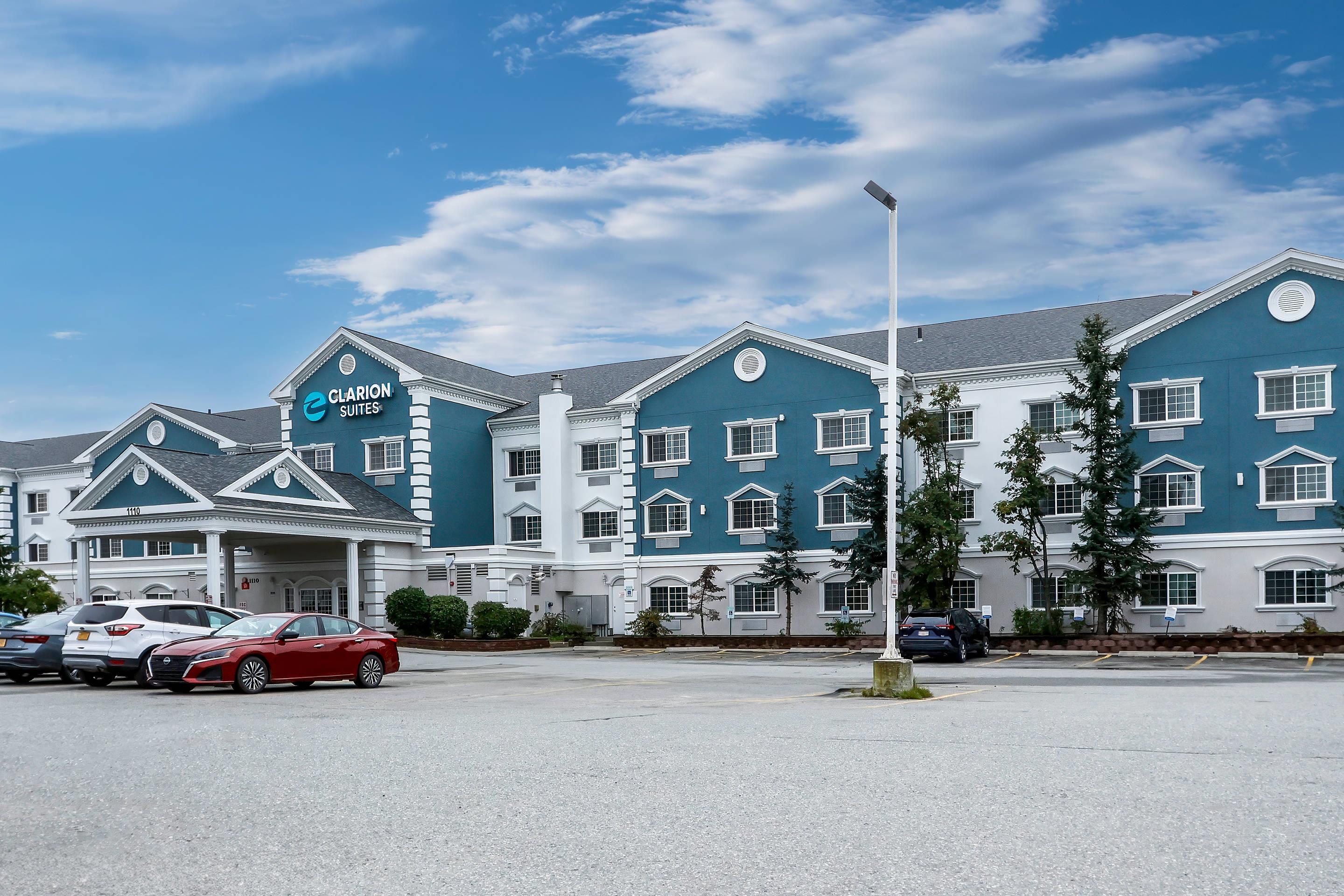 Hotel exterior | Clarion Suites Anchorage Downtown